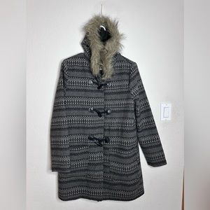 Jack by BB Dakota, Womens Jacket with Faux Fur and geometric design, size M